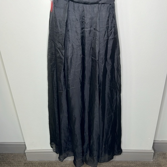 Ieena for Mac Duggal 26527 Ruffle Layered One Shoulder Gown in Black Size 6 NWT! - Picture 6 of 13